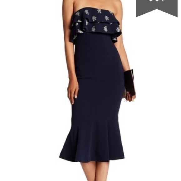 cinq a sept Dresses & Skirts - Cinq a Sept Eza Strapless Embroidered Ruffle Dress
